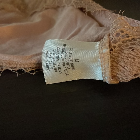 Women’s Bralette & Panti Set - Picture 3 of 6